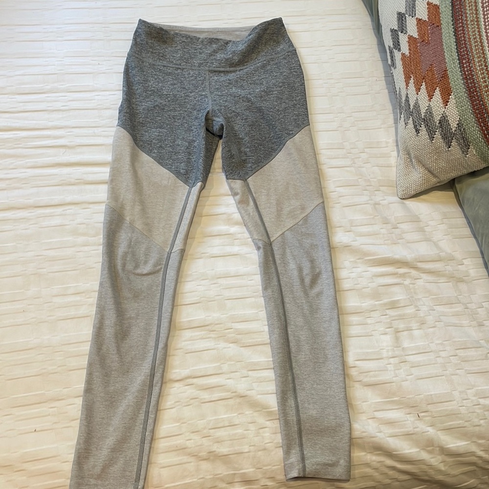 Outdoor voices leggings